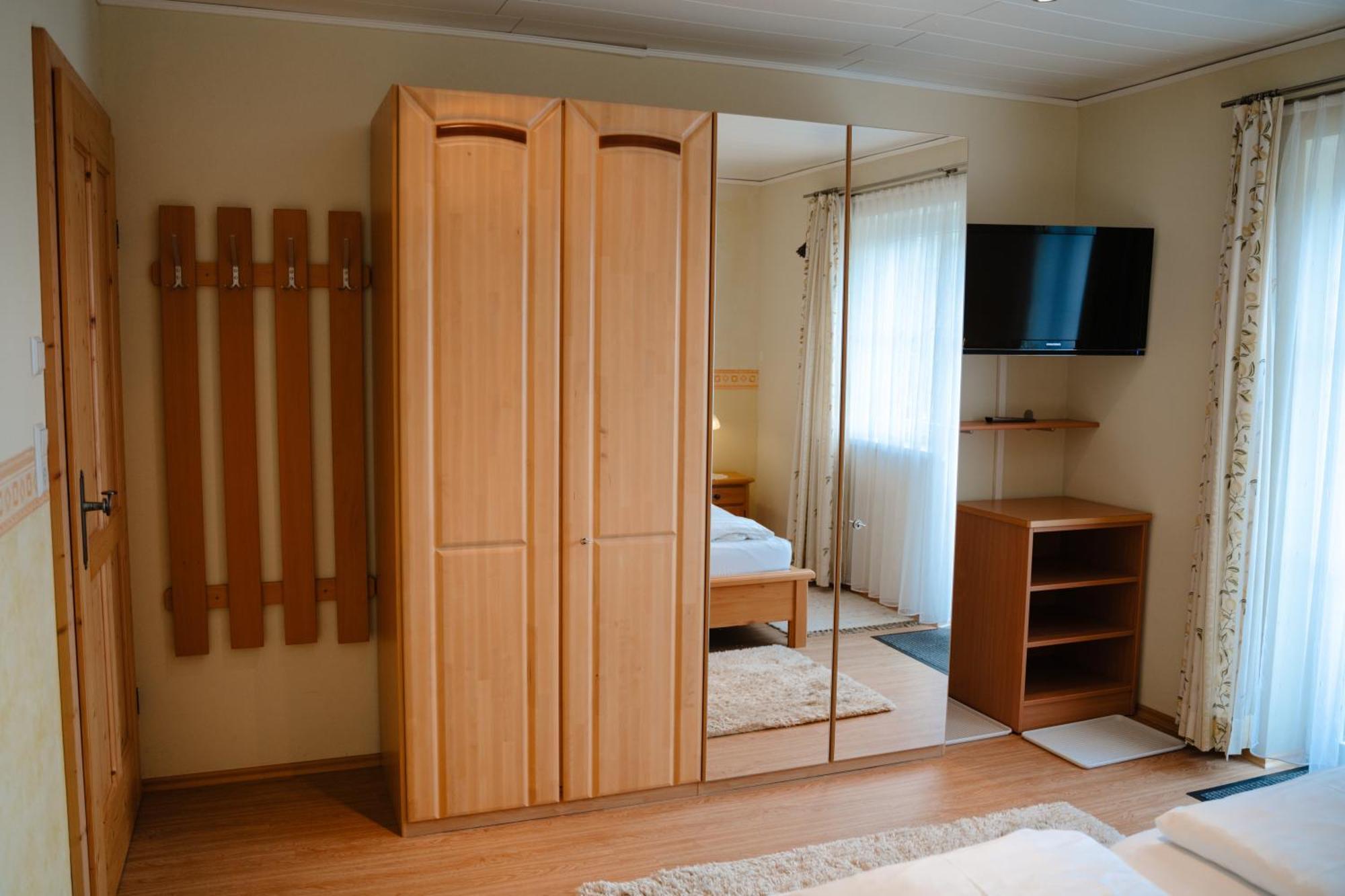 Ertlschweigerhaus Pension - Appartements - Zimmer Donnersbach Εξωτερικό φωτογραφία