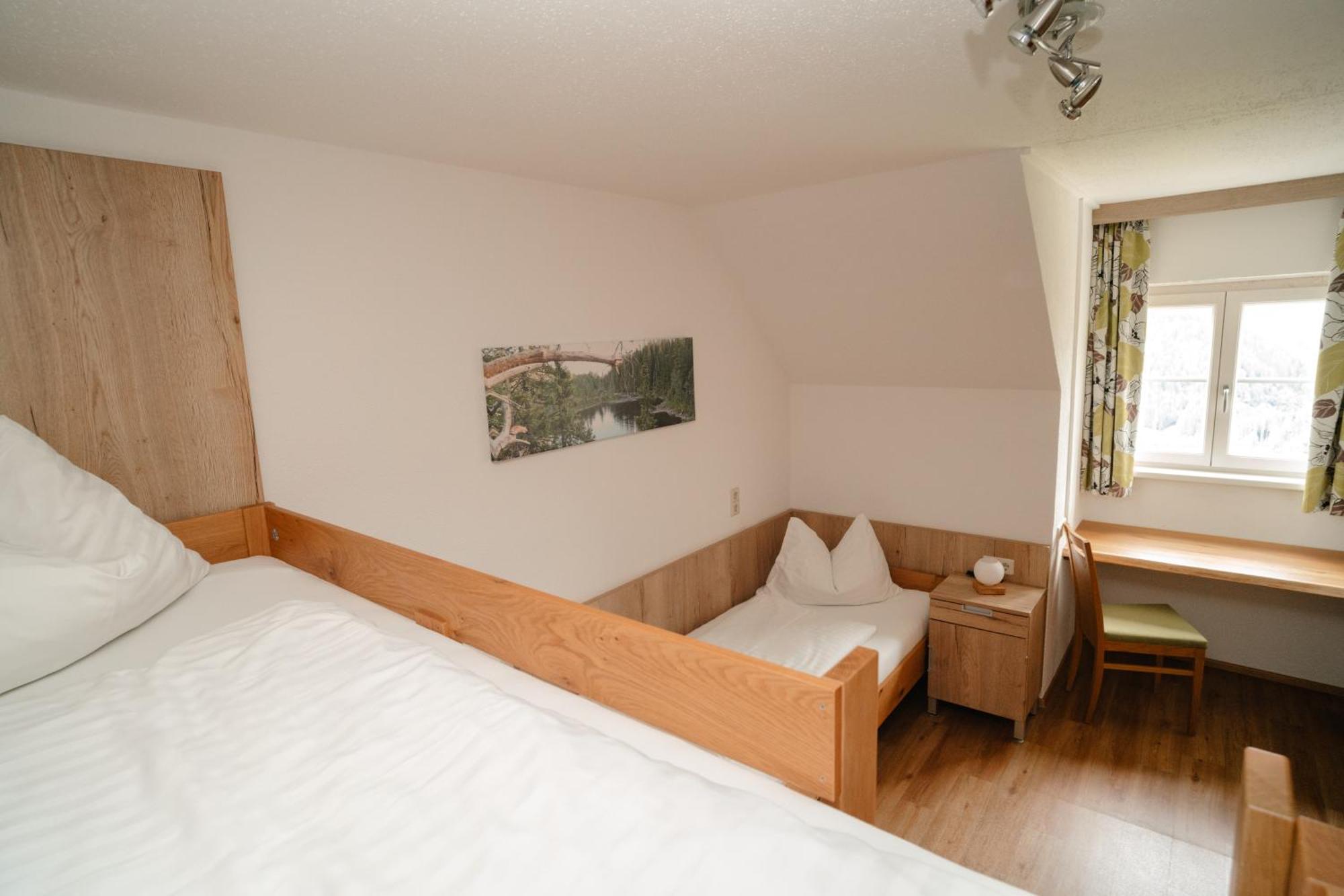 Ertlschweigerhaus Pension - Appartements - Zimmer Donnersbach Εξωτερικό φωτογραφία
